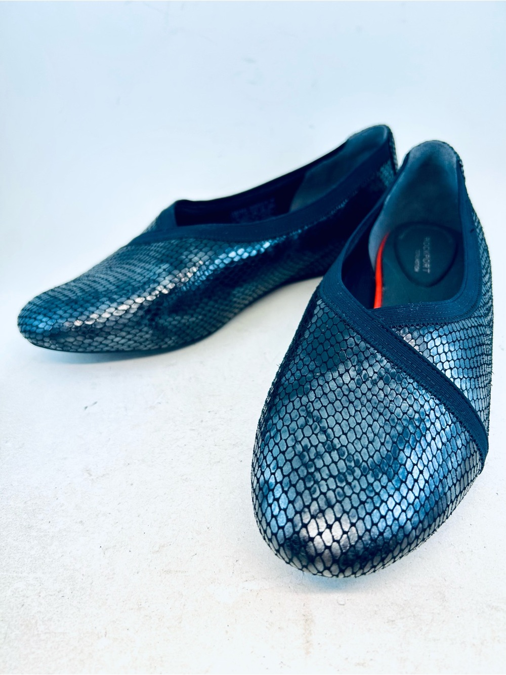 Rockport Shimmery Black Snake Total Motion Envelope Ballet Flats, size 9 EU 40